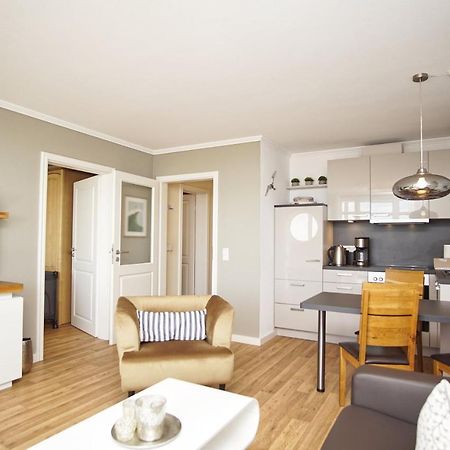 Mit Meerblick Und Balkon, Gratis Nutzung Vom Ahoi Erlebnisbad Und Sauna In Sellin - Meeresblick Fewo 25 Goehren  Exteriör bild