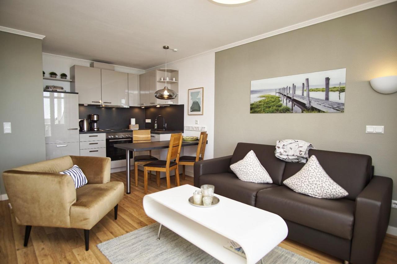 Mit Meerblick Und Balkon, Gratis Nutzung Vom Ahoi Erlebnisbad Und Sauna In Sellin - Meeresblick Fewo 25 Goehren  Exteriör bild