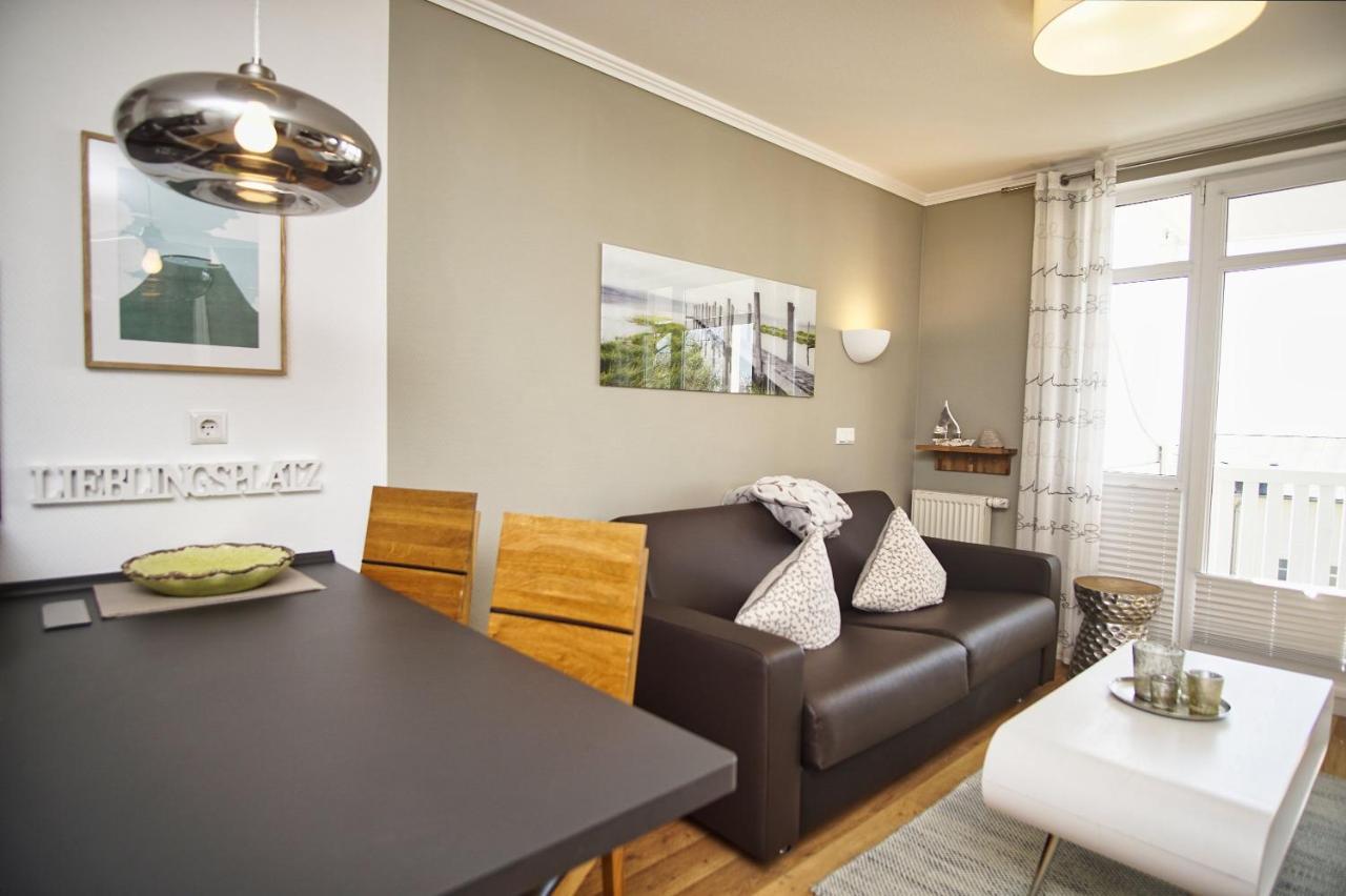 Mit Meerblick Und Balkon, Gratis Nutzung Vom Ahoi Erlebnisbad Und Sauna In Sellin - Meeresblick Fewo 25 Goehren  Exteriör bild