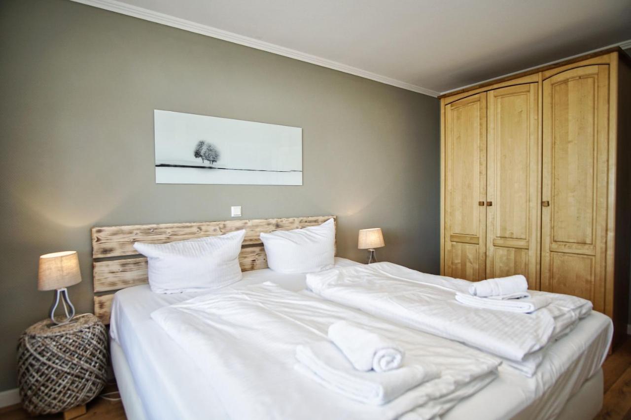 Mit Meerblick Und Balkon, Gratis Nutzung Vom Ahoi Erlebnisbad Und Sauna In Sellin - Meeresblick Fewo 25 Goehren  Exteriör bild